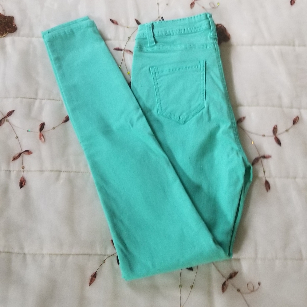 Skinny Jeans - Picture 3 of 5